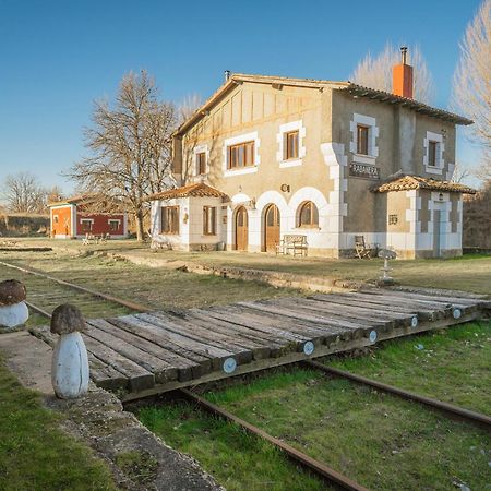 Гостевой дом La Estacion De Rabanera Рабанера-дель-Пинар Экстерьер фото